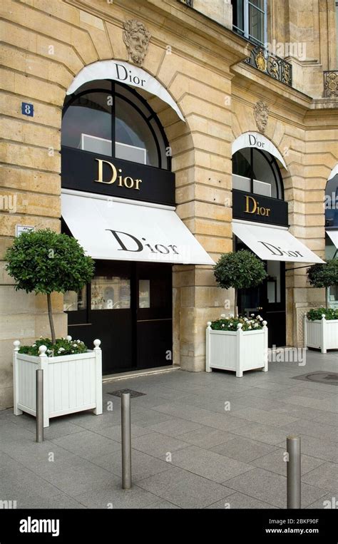 esterno negoio dior|dior online shopping.